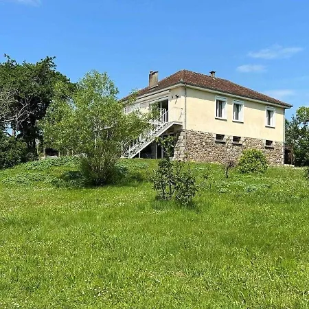 Maison Renovee Pres De Maurs, Jardin, Terrasse, Parking Prive, Activites Et Monts Du Cantal. - Fr-1-742-274 Nyaraló